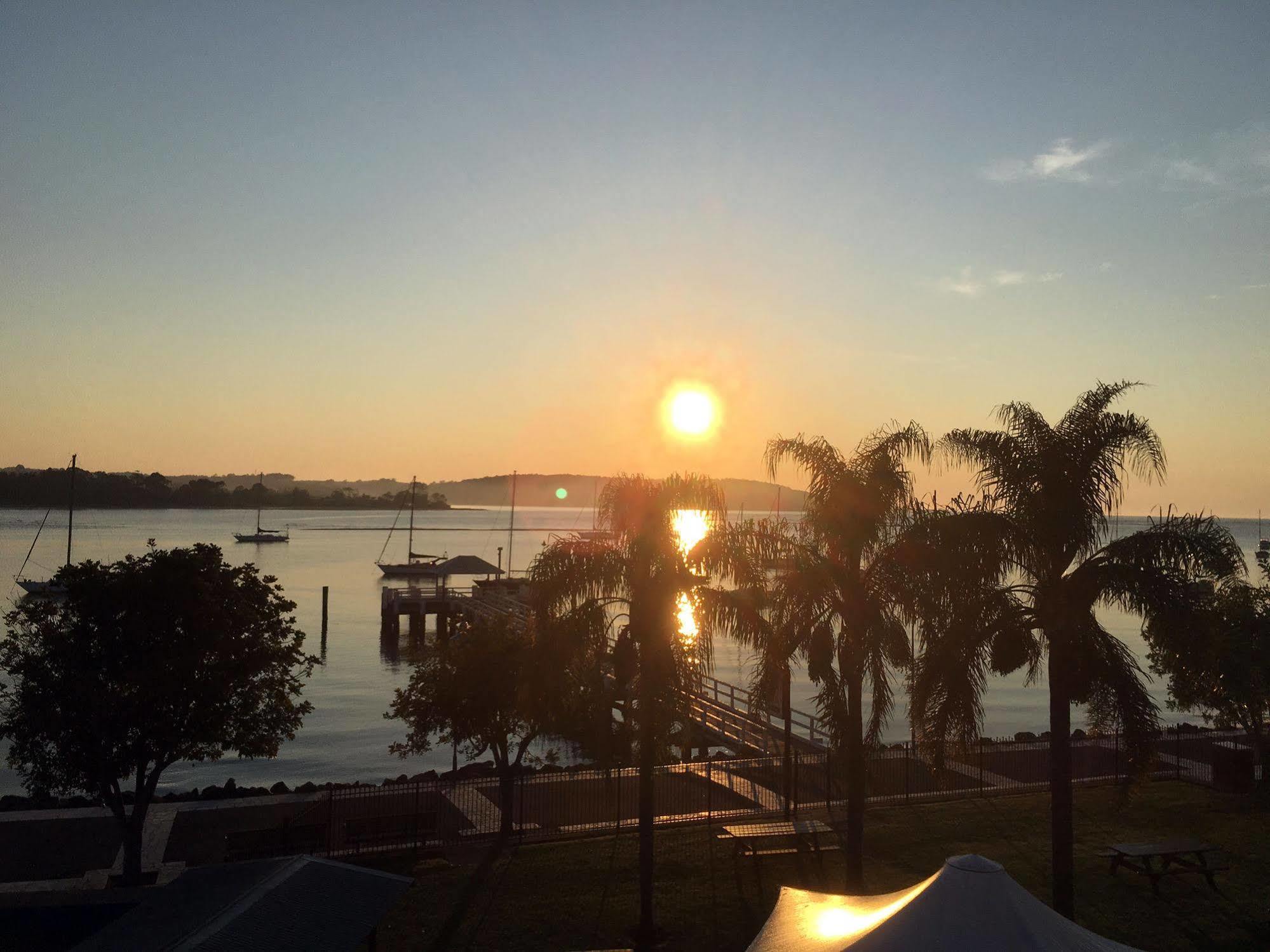 Mariners On The Waterfront Motel Batemans Bay Ngoại thất bức ảnh